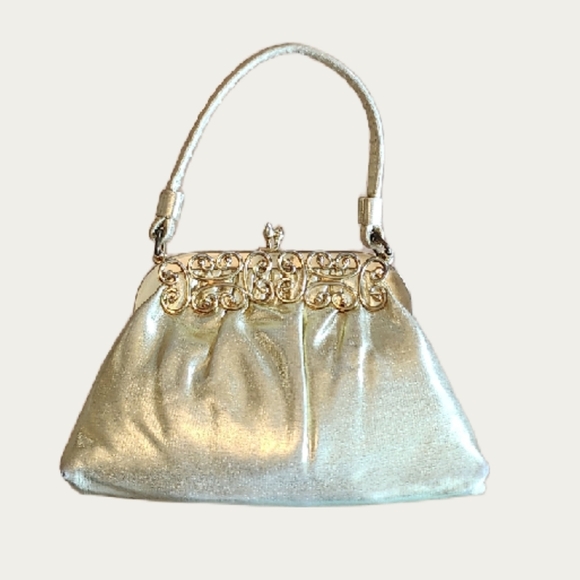 Elegant Gold Women's Clutch - Picture 7 of 17